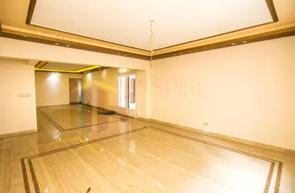 Apartment - 3 Bedrooms - 3 Bathrooms for sale in Badr Al Deen St. - Saba Basha - Hay Sharq - Alexandria