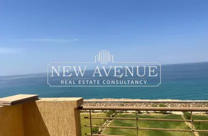 منزل مزدوج - 4 غرف نوم - 4 حمامات للبيع في تلال السخنة - العين السخنة - السويس