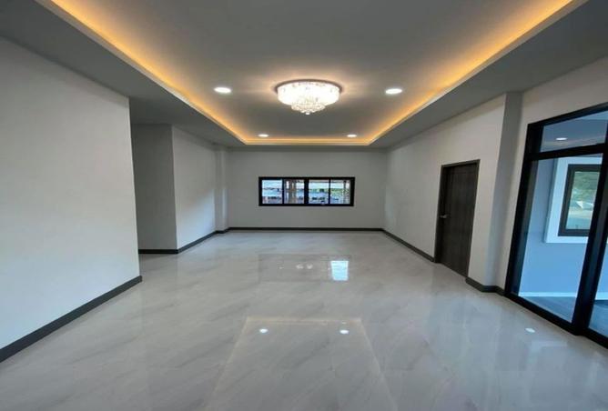 8154035 - Property Main Image