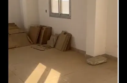 Apartment - 2 Bedrooms - 2 Bathrooms for sale in Al Sharq Al Taamin - 5th Settlement Compounds - The 5th Settlement - New Cairo City - Cairo
