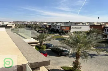 Townhouse - 5 Bedrooms - 5 Bathrooms for sale in Azzar - 5th Settlement Compounds - The 5th Settlement - New Cairo City - Cairo