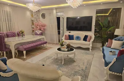 Apartment - 3 Bedrooms - 2 Bathrooms for sale in 1st Neighborhood - 1st District East - Shorouk City - Cairo