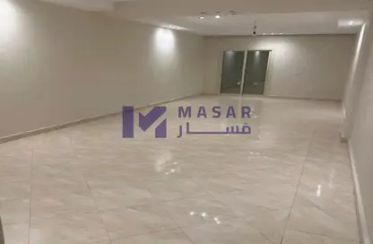 شقة - 3 غرف نوم - 2 حمامات للايجار في شارع 17 - الحي الخامس - التجمع الخامس - مدينة القاهرة الجديدة - القاهرة