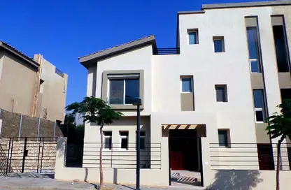 Townhouse - 4 Bedrooms - 5 Bathrooms for rent in Telal Al Jazeera - Sheikh Zayed Compounds - Sheikh Zayed City - Giza