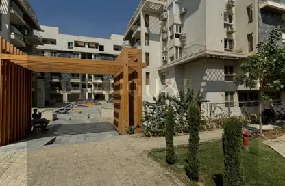 Apartment - 3 Bedrooms - 2 Bathrooms for sale in Mountain View iCity - 5th Settlement Compounds - The 5th Settlement - New Cairo City - Cairo