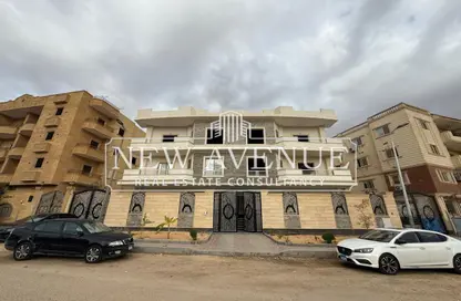 Apartment - 3 Bedrooms - 3 Bathrooms for sale in Qatr Al Nada St. - 9th District - Obour City - Qalyubia