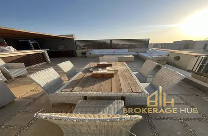 Roof - 1 Bedroom - 1 Bathroom for rent in Westown - Sheikh Zayed Compounds - Sheikh Zayed City - Giza