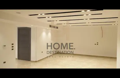 Apartment - 3 Bedrooms - 3 Bathrooms for sale in Tag Sultan - Ring Road - Cairo