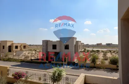 Villa - 6 Bedrooms - 3 Bathrooms for sale in Ivy - Cairo Alexandria Desert Road - Giza