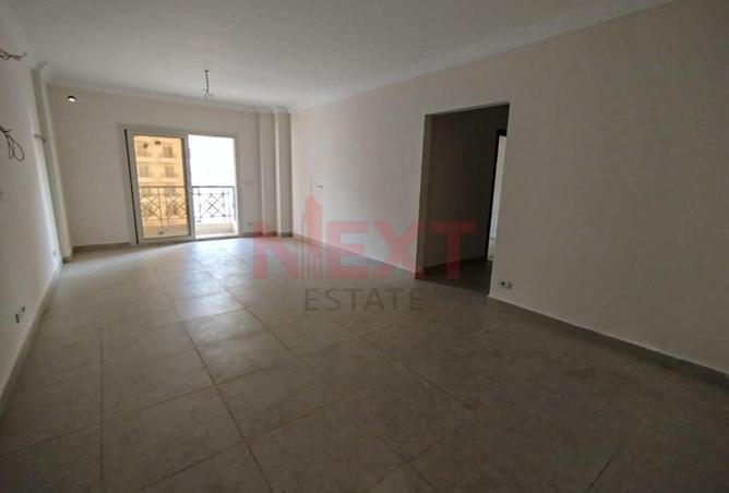 8255330 - Property Image 2