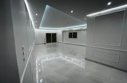 Apartment - 3 Bedrooms - 2 Bathrooms for rent in 1st Settlement Post office St. - The 1st Settlement - New Cairo City - Cairo