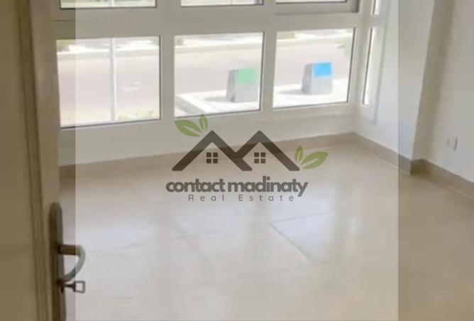 8252624 - Property Image 2