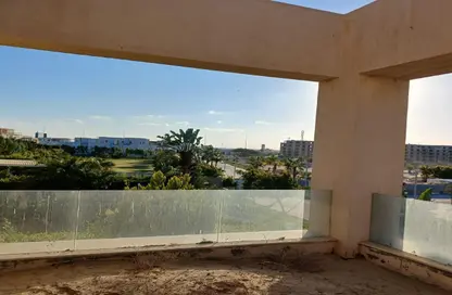 شاليه - 4 غرف نوم - 4 حمامات للبيع في هاسييندا باي - سيدي عبد الرحمن - الساحل الشمالي