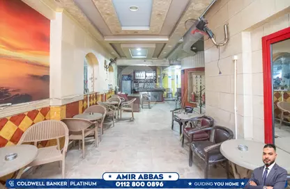 محل تجاري - استوديو - 1 حمام للايجار في شارع خالد بن الوليد - سيدي بشر - حي اول المنتزة - الاسكندرية