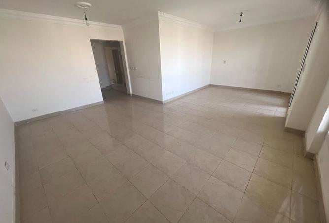 8492329 - Property Image 3