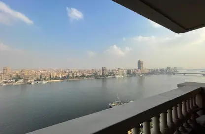 شقة - 4 غرف نوم - 6 حمامات للبيع في شارع محمد عبد الوهاب - الزمالك - القاهرة