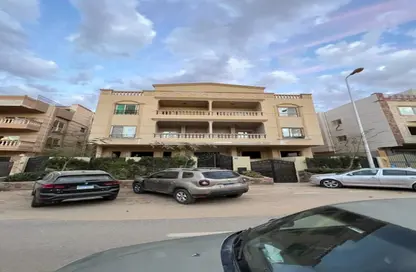 Duplex - 3 Bedrooms - 3 Bathrooms for sale in Al Narges 6 - Al Narges - New Cairo City - Cairo