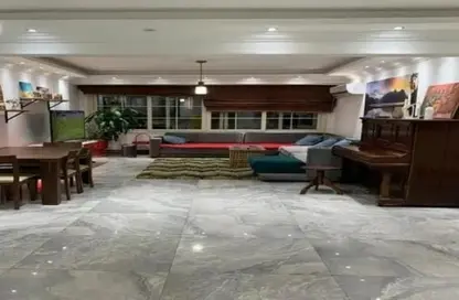 شقة - 3 غرف نوم - 2 حمامات للبيع في الزمالك - القاهرة