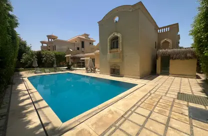 فيلا - 7 غرف نوم - 8 حمامات للبيع في الصفوة - محور 26 يوليو - مدينة 6 أكتوبر - الجيزة