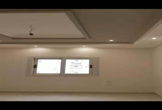 8423321 - Property Image 2