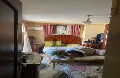 Apartment - 3 Bedrooms - 2 Bathrooms for sale in Al Sheikh Ali Mahmoud St. - El Mahkama Square - El Nozha - Cairo