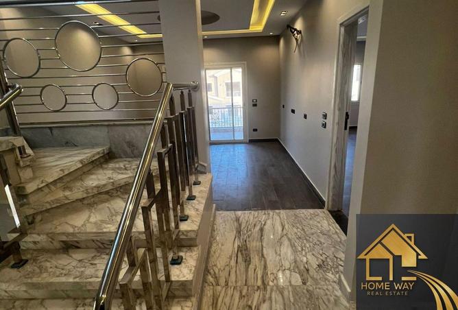 8190741 - Property Image 3