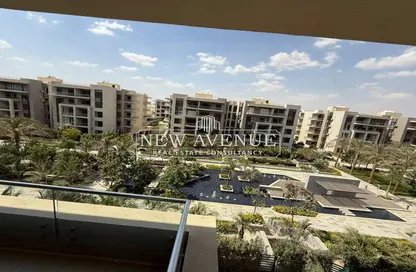 Apartment - 3 Bedrooms - 2 Bathrooms for sale in The Address East - 90 Street - The 5th Settlement - New Cairo City - Cairo