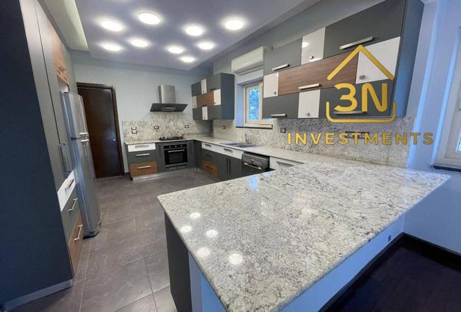 8081072 - Property Image 3