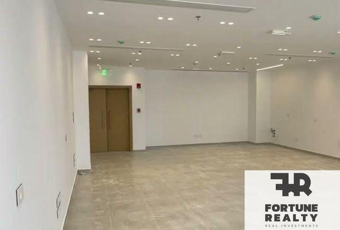 8374690 - Property Image 3