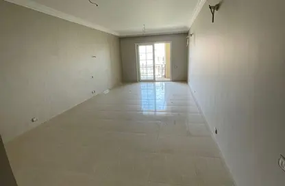 (بنتهاوس  (روف - 3 غرف نوم - 3 حمامات للايجار في ريجينتس بارك - حى الاندلس - مدينة القاهرة الجديدة - القاهرة