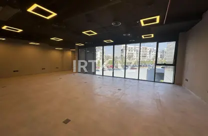 Office Space - Studio - 1 Bathroom for rent in Hyde Park Business District Mall - South Teseen St. - The 5th Settlement - New Cairo City - Cairo