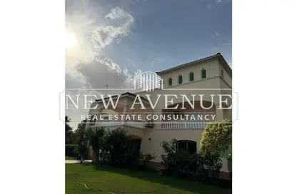 فيلا - 5 غرف نوم - 5 حمامات للبيع في شارع مدينة العبور - سوق العبور - مدينة العبور - القليوبية