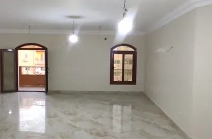 Apartment - 3 Bedrooms - 2 Bathrooms for rent in 10th District - Sheikh Zayed City - Giza
