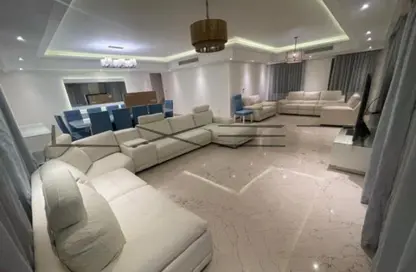 فيلا - 6 غرف نوم - 5 حمامات للبيع في مراسي - سيدي عبد الرحمن - الساحل الشمالي