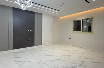 Apartment - 3 Bedrooms - 2 Bathrooms for sale in Gate 1 - Khofo - Hadayek El Ahram - Giza