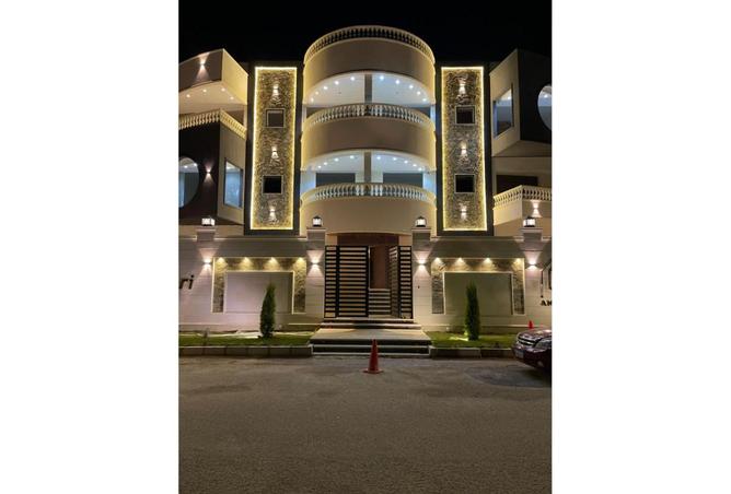 8391719 - Property Image 2