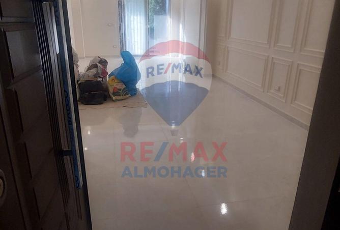 8212438 - Property Image 3