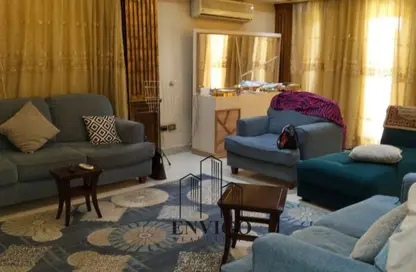 شقة - 3 غرف نوم - 3 حمامات للبيع في شارع ابو داوود الظاهري - المنطقة السادسة - مدينة نصر - القاهرة