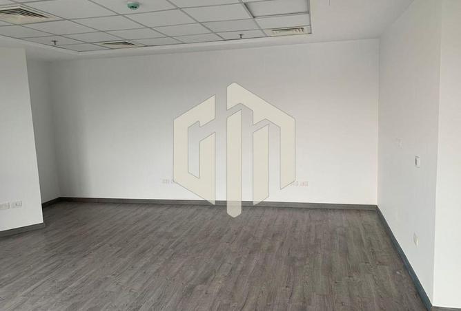 8422000 - Property Image 3