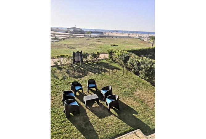 Villa - 5 Bedrooms - 3 Bathrooms for sale in Mena 4 - Mena - Markaz Al Hamam - North Coast