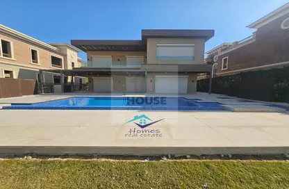 Villa - 5 Bedrooms - 5 Bathrooms for rent in New Giza - Cairo Alexandria Desert Road - 6 October City - Giza