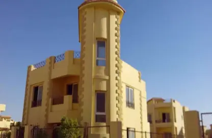 فيلا - 4 غرف نوم - 3 حمامات للبيع في جولف السليمانية - طريق مصر اسكندرية الصحراوي - مدينة 6 أكتوبر - الجيزة