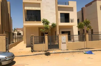 فيلا - 5 غرف نوم - 6 حمامات للبيع في الما - الحي الثاني - الشيخ زايد - الجيزة