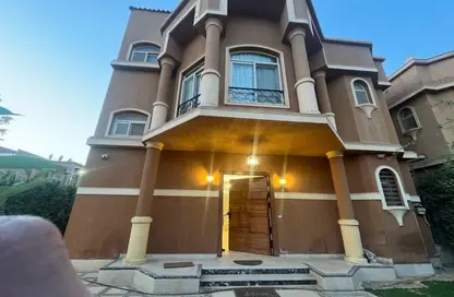 تاون هاوس - 6 غرف نوم - 6 حمامات للبيع في كمبوند فيلدج جاردن القطامية - كمبوندات التجمع الخامس - التجمع الخامس - مدينة القاهرة الجديدة - القاهرة