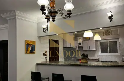 Apartment - 3 Bedrooms - 2 Bathrooms for rent in Abou Al Feda St. - Zamalek - Cairo