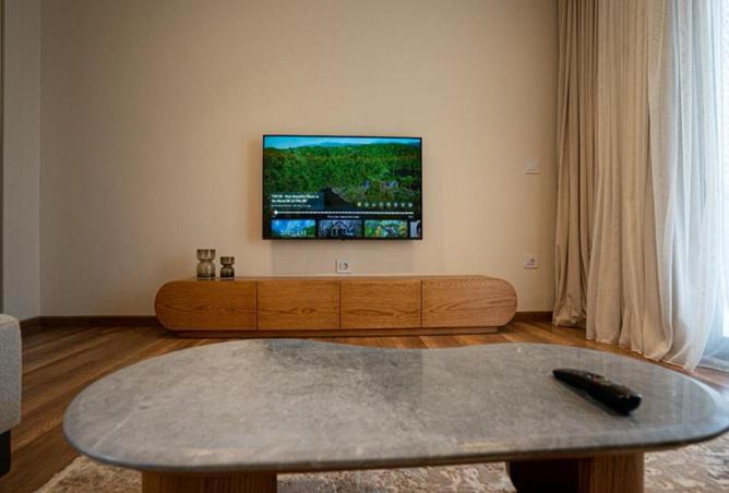 8004411 - Property Image 3
