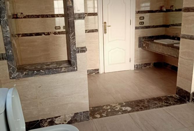 8303090 - Property Image 2