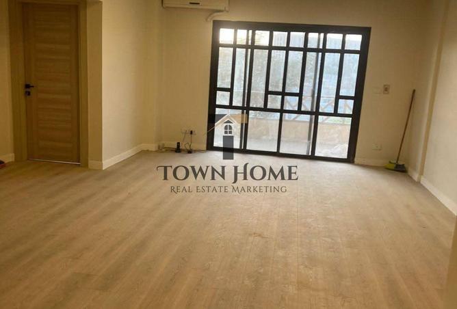 8211737 - Property Image 3