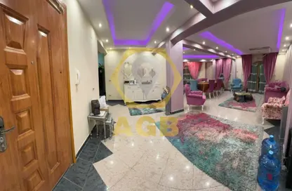 Apartment - 5 Bedrooms - 3 Bathrooms for sale in Mohamed Refaat St. - El Nozha El Gadida - El Nozha - Cairo