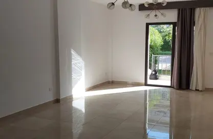 شقة - 3 غرف نوم - 3 حمامات للايجار في مون ريزيدنس - فيفث سكوير - التجمع الخامس - مدينة القاهرة الجديدة - القاهرة